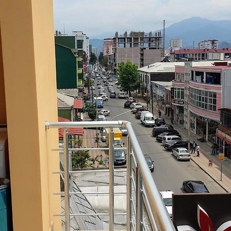 Blossom Hotel Batum Dış mekan fotoğraf