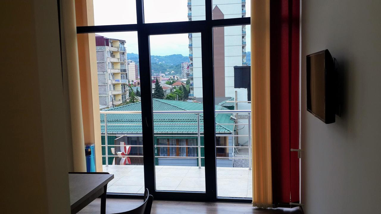 Blossom Hotel Batum Dış mekan fotoğraf