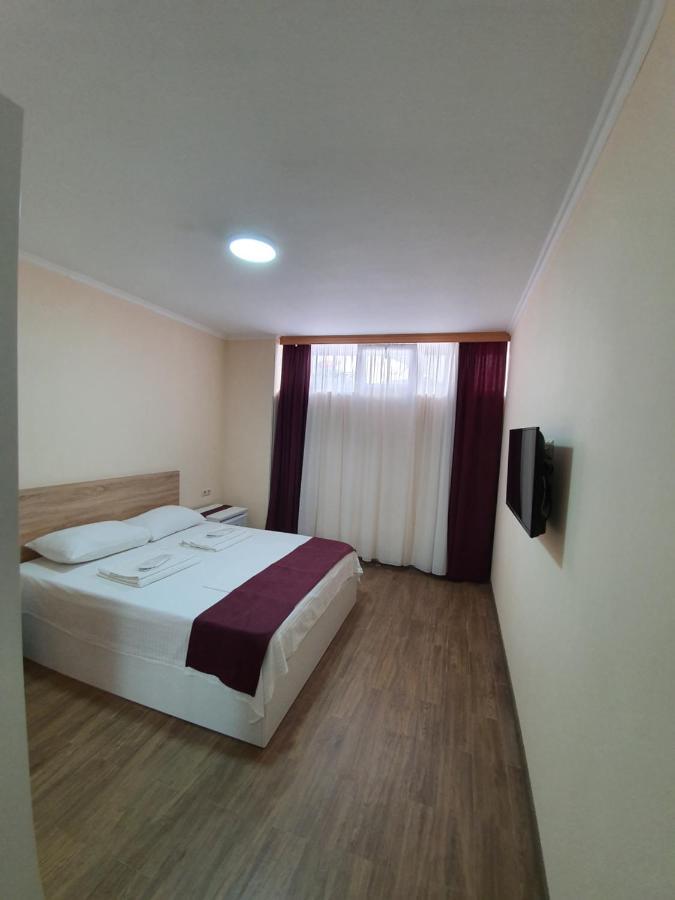 Blossom Hotel Batum Dış mekan fotoğraf