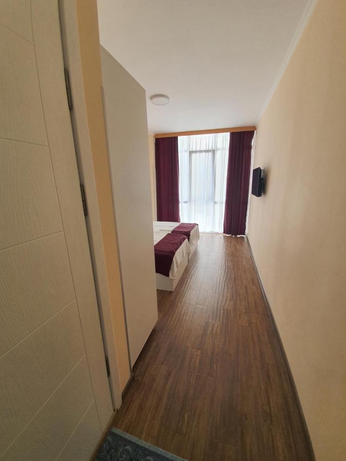 Blossom Hotel Batum Dış mekan fotoğraf