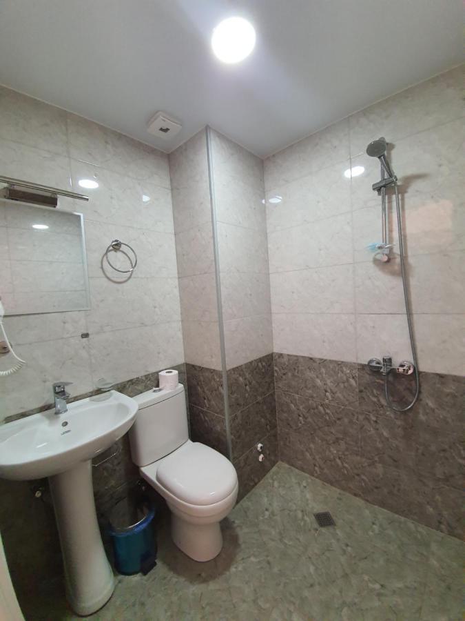 Blossom Hotel Batum Dış mekan fotoğraf