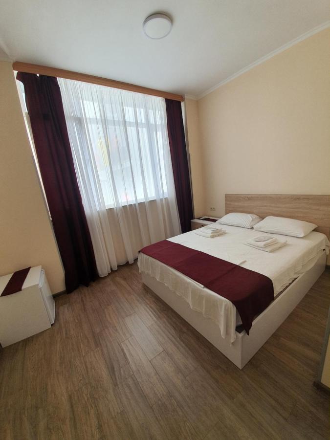 Blossom Hotel Batum Dış mekan fotoğraf